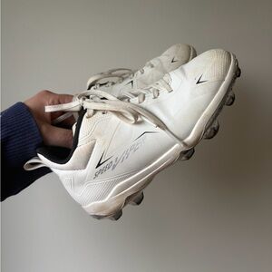 Boys White Speed Viper all-sport cleats